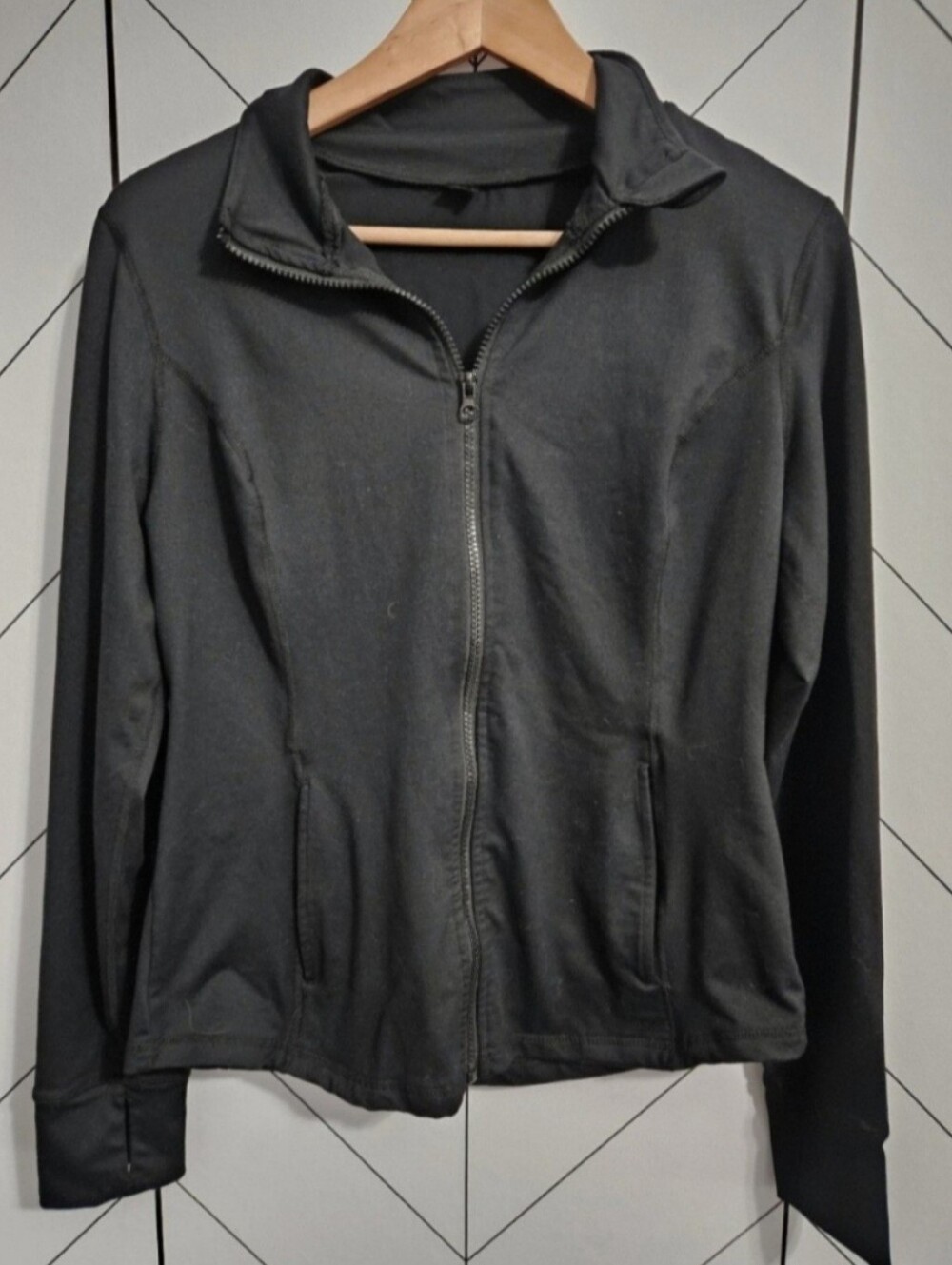 Velocity Black Full-Zip Athletic Workout Jacket with Thumbholes - Size Small